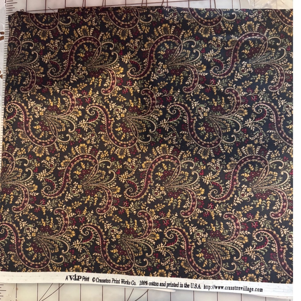 Cranston Print Works VIP Fabric 4 Yards 100% Cotton Paisley Floral Navy Burgundy